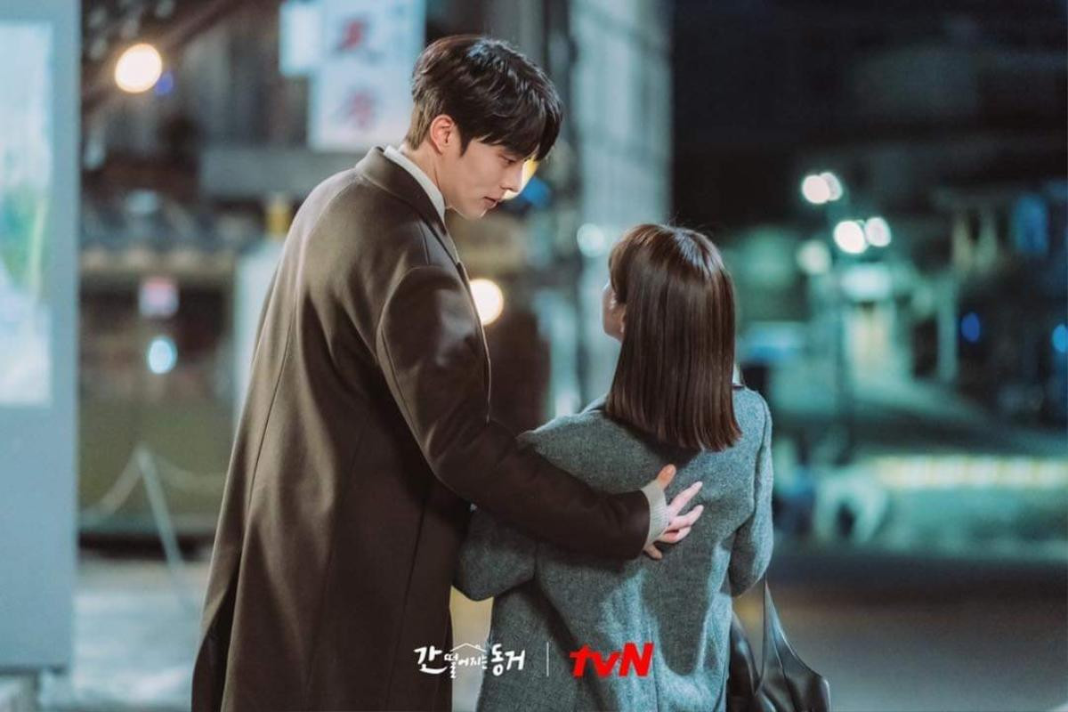 'Bạn cùng phòng của tôi là Gumiho' tập 9: Nụ hôn của Jang Ki Yong và Lee Hyeri đánh thức cơn đói Hồ ly Ảnh 2