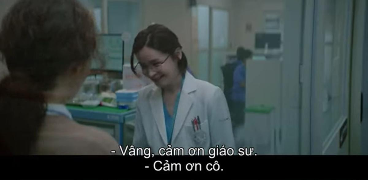 'Hospital Playlist' tập 2: Thai phụ mất con đau đớn xin Kim Dae Myung hãy tiếp tục bảo vệ đứa bé còn lại Ảnh 8