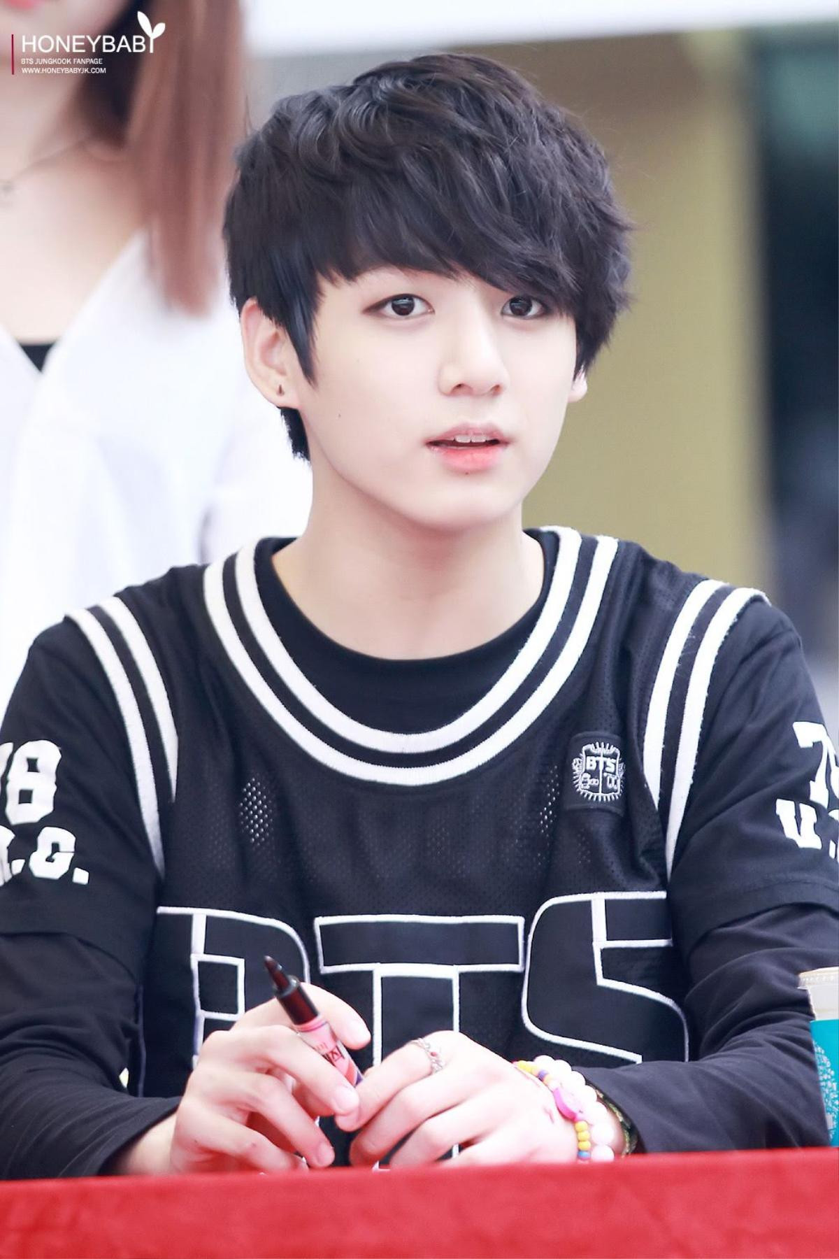 Dân mạng đào lại loạt hình Jungkook (BTS) thuở mới ra mắt: '16 tuổi mà quá giỏi' Ảnh 3