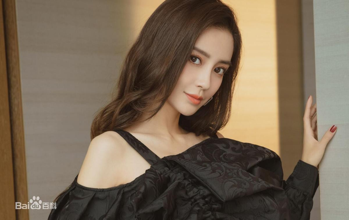 Địa vị Angelababy suy giảm đến mức giờ phải đóng phim với Lại Quán Lâm Ảnh 1