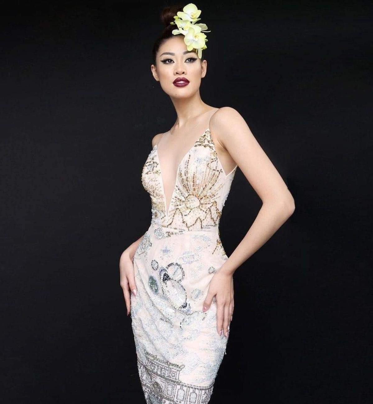 Full không che bộ ảnh Khánh Vân và bạn cùng phòng Miss Universe: Thần thái quyến rũ đỉnh cao Ảnh 3