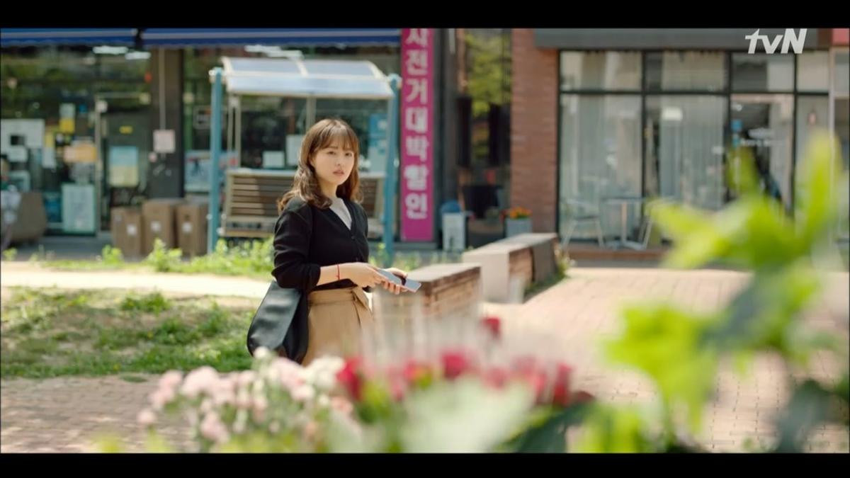 'Doom at Your Service' tập 15: Seo In Guk trở thành con người gặp lại người thương Park Bo Young Ảnh 5