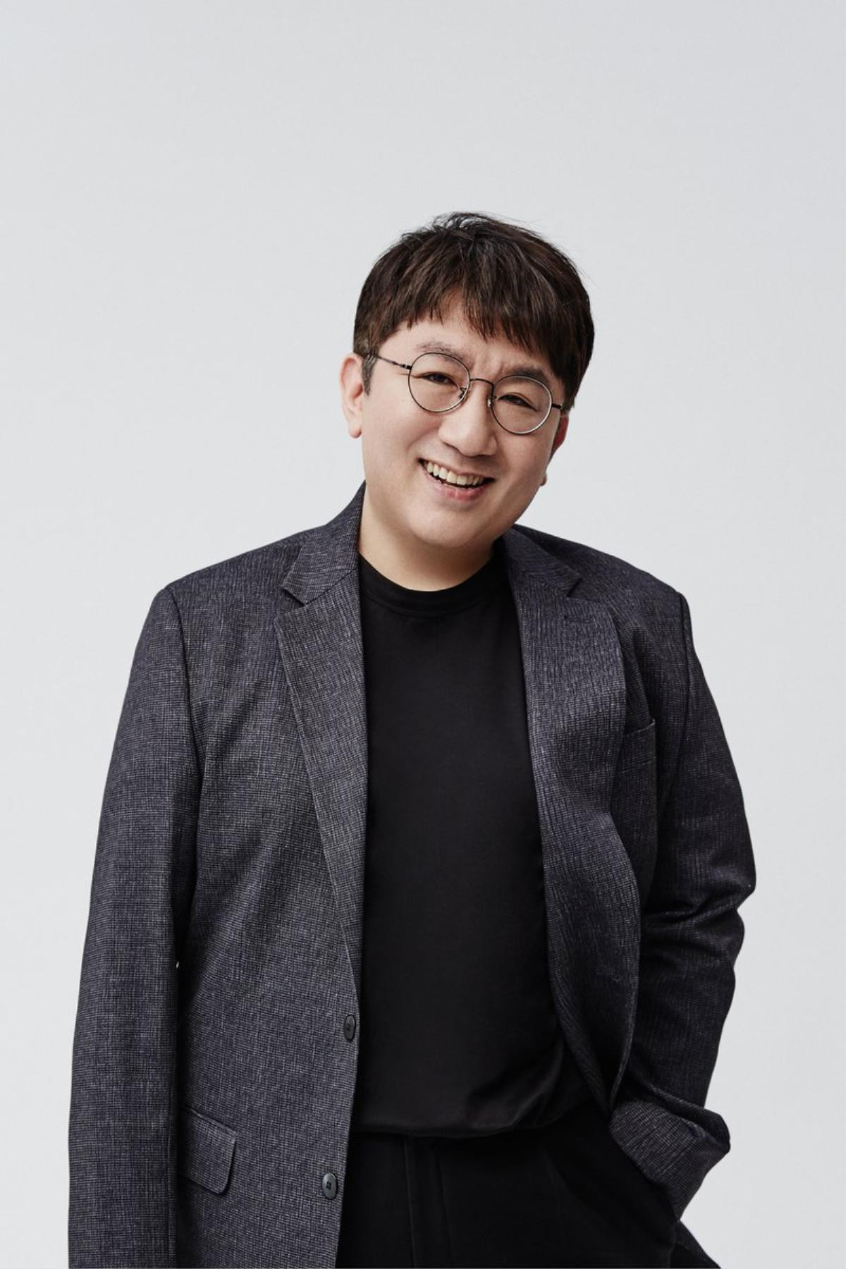 Bang Si Hyuk - CEO của HYBE từ chức: tương lai của BTS và TXT sẽ ra sao? Ảnh 2