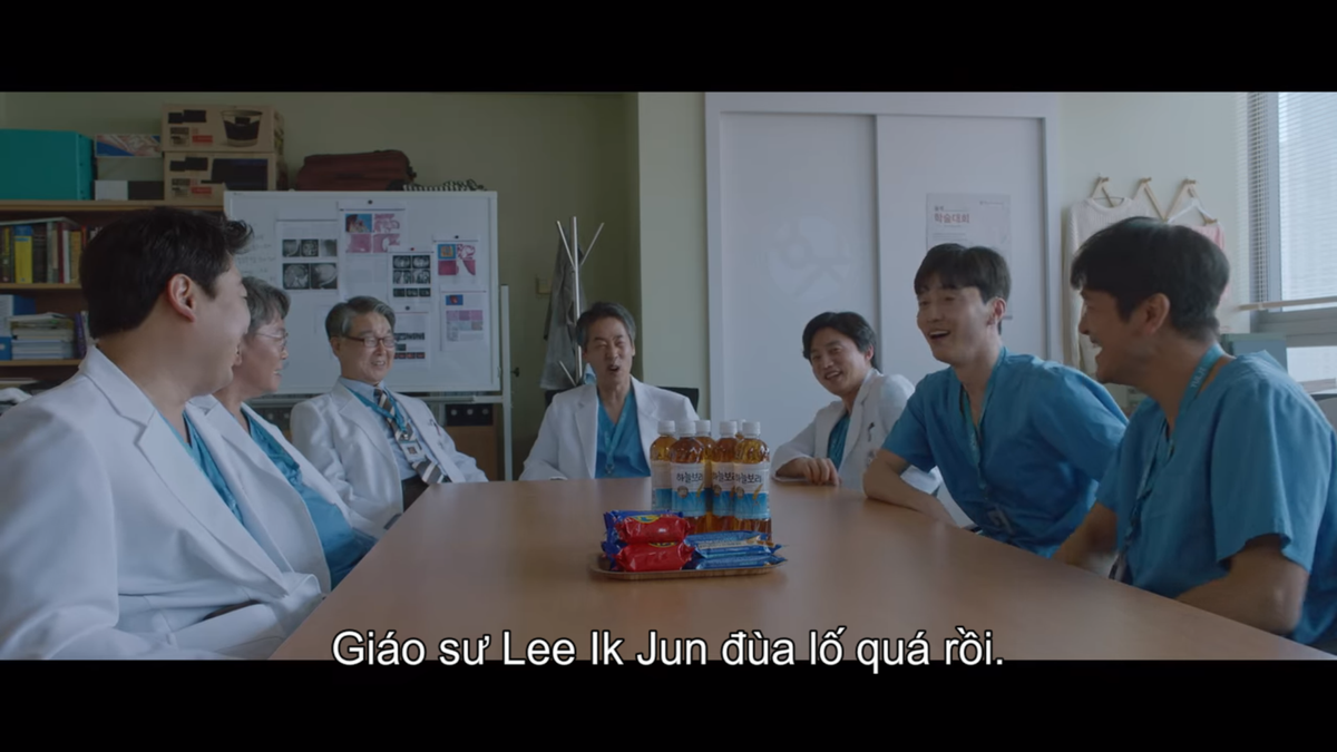 'Hospital Playlist 2' tập 3: Sự trở lại mạnh mẽ của thuyền Jun-Hwa Ảnh 18