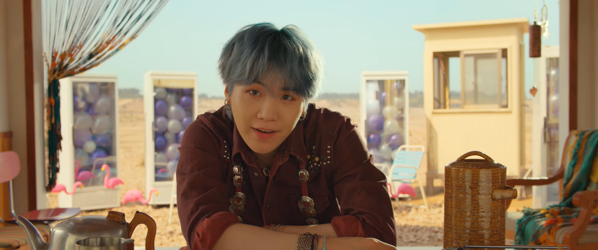 BTS quẩy banh nóc trong 'Permission to Dance': Mấy anh cao bồi trong MV á, ảnh ngon! Ảnh 7