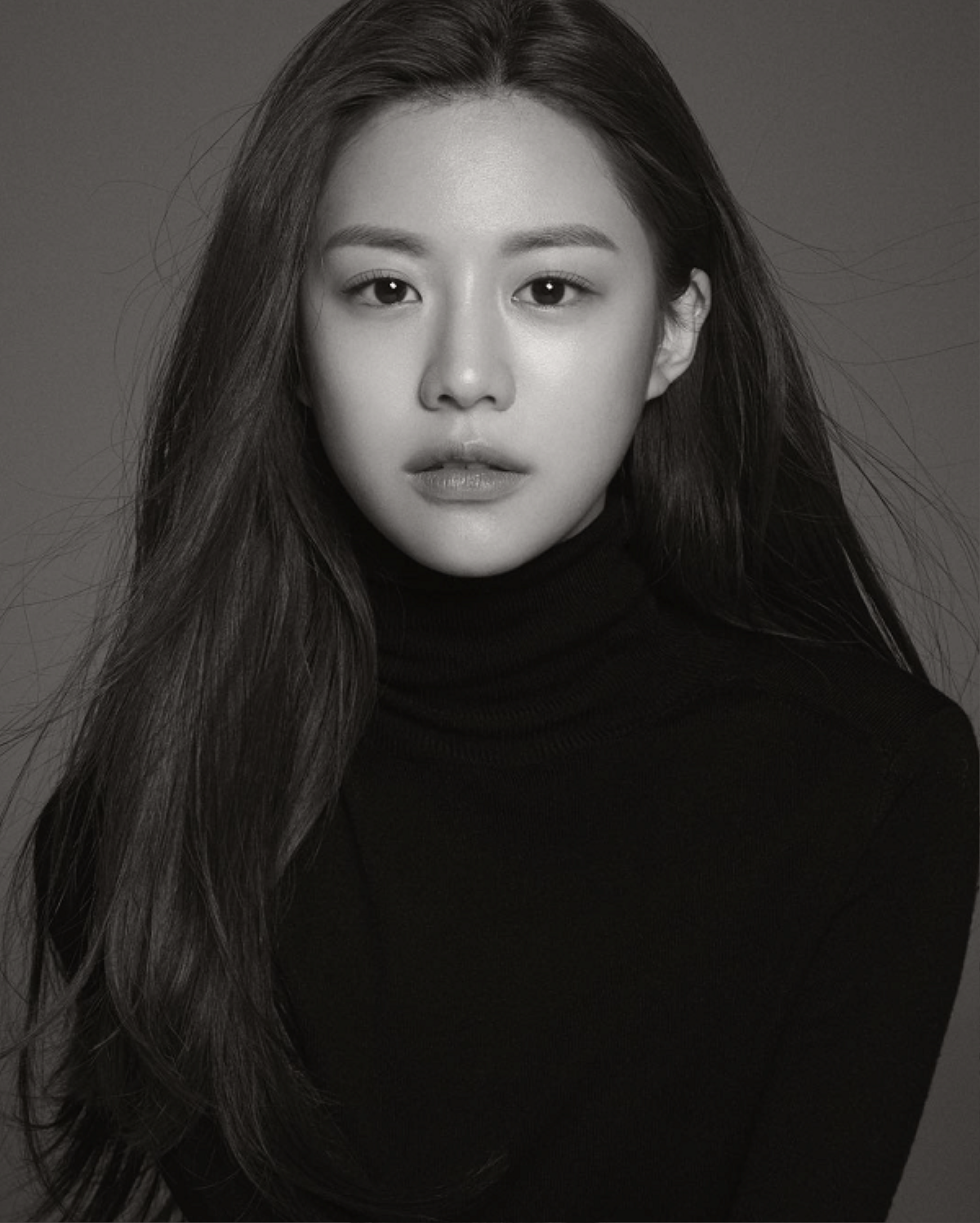 Loạt ảnh profile 'tiên tử' của sao nữ: Jisoo (BlackPink) thần thái đỉnh cao, Kim Yoo Jung 'huyền thoại' Ảnh 10