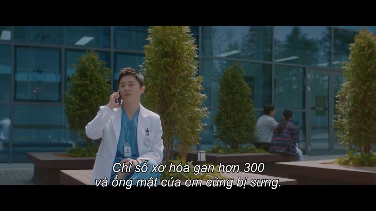 'Hospital Playlist 2' tập 4: Ik Jun – Song Hwa tiến triển rõ rệt, Jun Wan tan vỡ vì lời nói của Ik Sun Ảnh 35