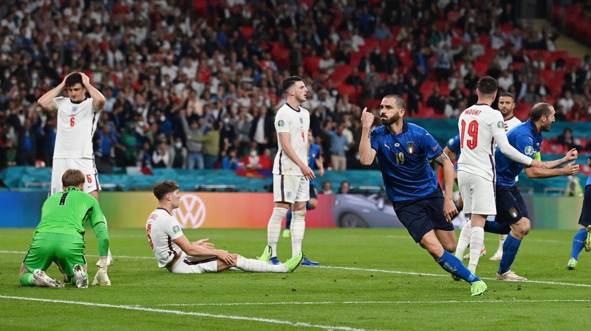 Sút penalty thảm họa, Anh dâng chức vô địch EURO 2020 cho Italia Ảnh 3