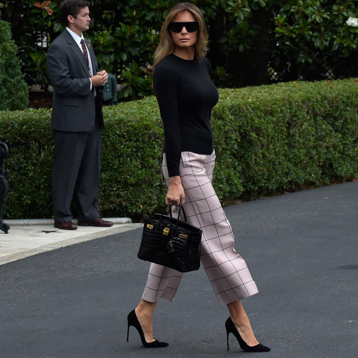 Vì sao cựu Đệ nhất phu nhân Mỹ Melania Trump không được lên trang bìa tạp chí Vogue? Ảnh 8