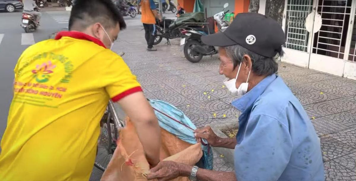 Bị anti-fan mỉa mai vô học, Trang Trần 'đáp trả' bằng hành động và ẩn ý nhắc đến một nữ CEO? Ảnh 1