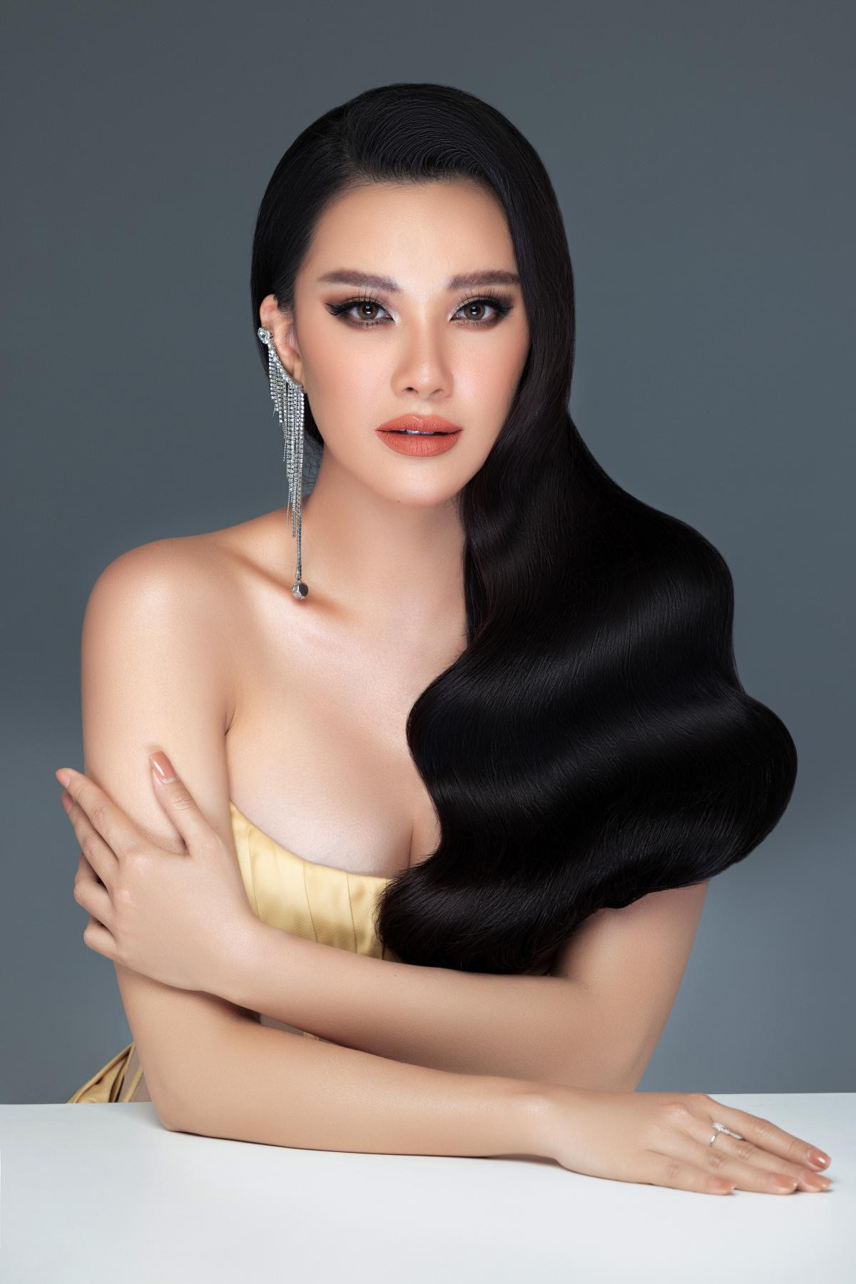 Mỹ nhân cao 1m85, sở hữu 3 ngôn ngữ đại diện Croatia tại Miss Universe: Kim Duyên đã sẵn sàng tỏa sáng Ảnh 6