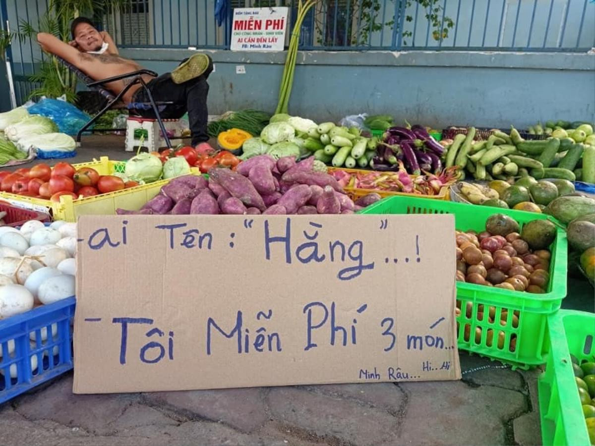 Anh bán rau 'chất nhất mùa cô vy' bị chửi ngu, gây 'bão mạng' với phát ngôn 'đỉnh của chóp' Ảnh 9