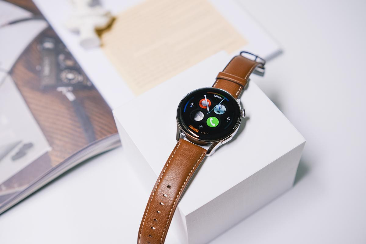 'Đập hộp' và trải nghiệm nhanh Huawei Watch 3: Thiết kế bóng bẩy, nhiều tính năng hay ho Ảnh 5