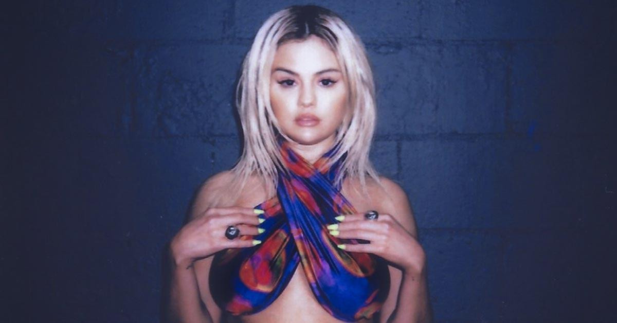 Selena Gomez gửi tặng bikini và mỹ phẩm cho công chúa nhạc Pop Britney Spears Ảnh 5