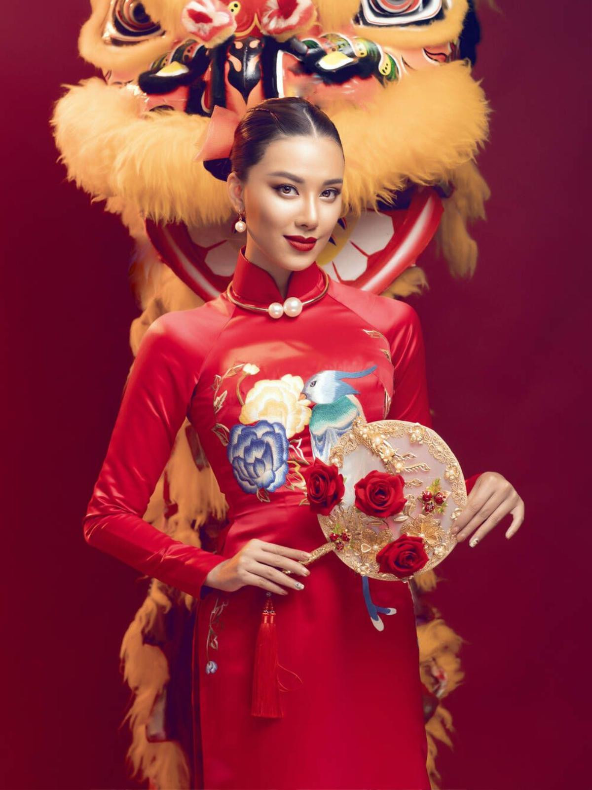 National Costume của Kim Duyên gửi tới Miss Universe mang đậm văn hóa miền Tây: Cầu kì hơn cả Kén Em Ảnh 6