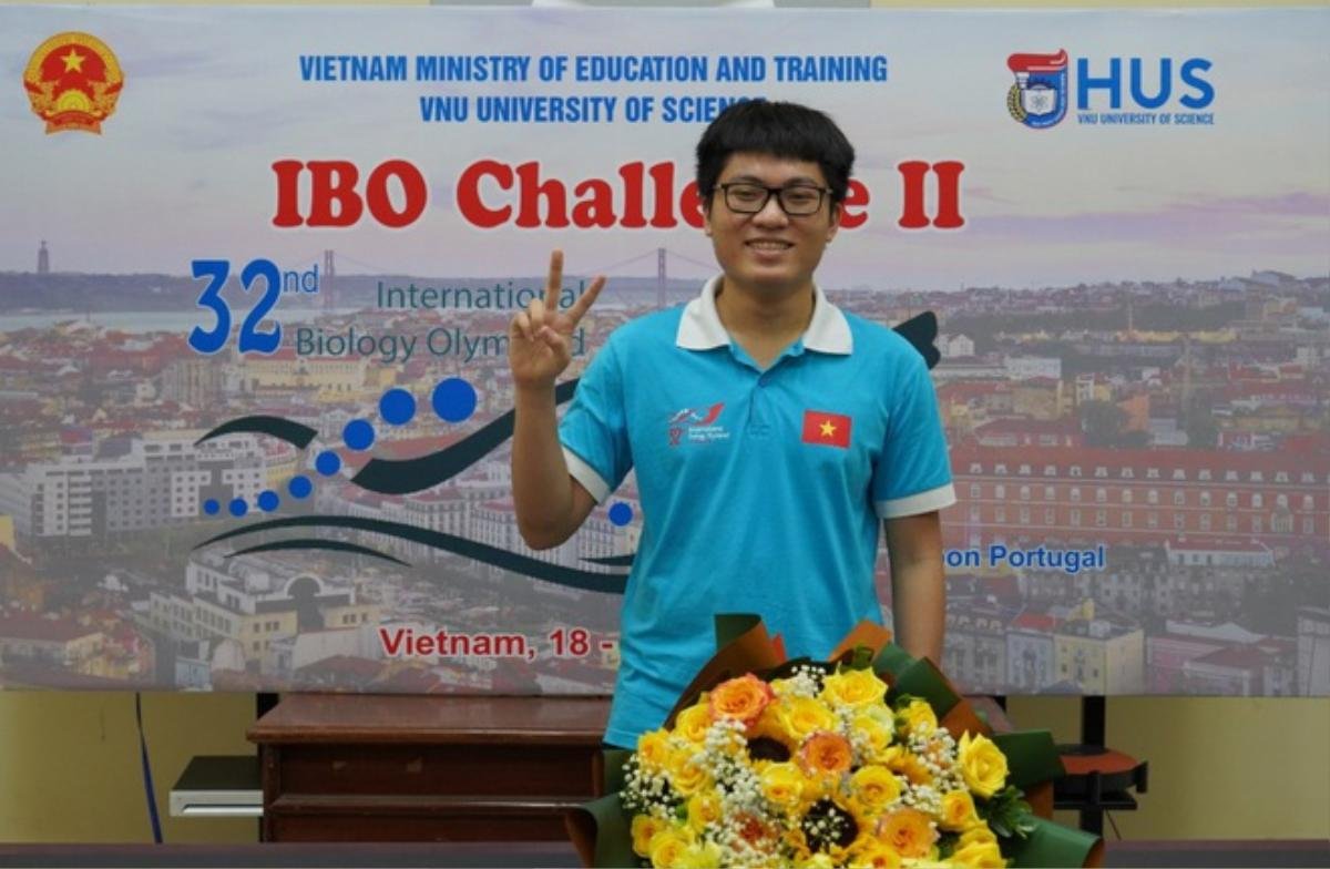 Cần Thơ 'thưởng nóng' cho nam sinh đoạt Huy chương vàng Olympic Sinh học quốc tế Ảnh 1