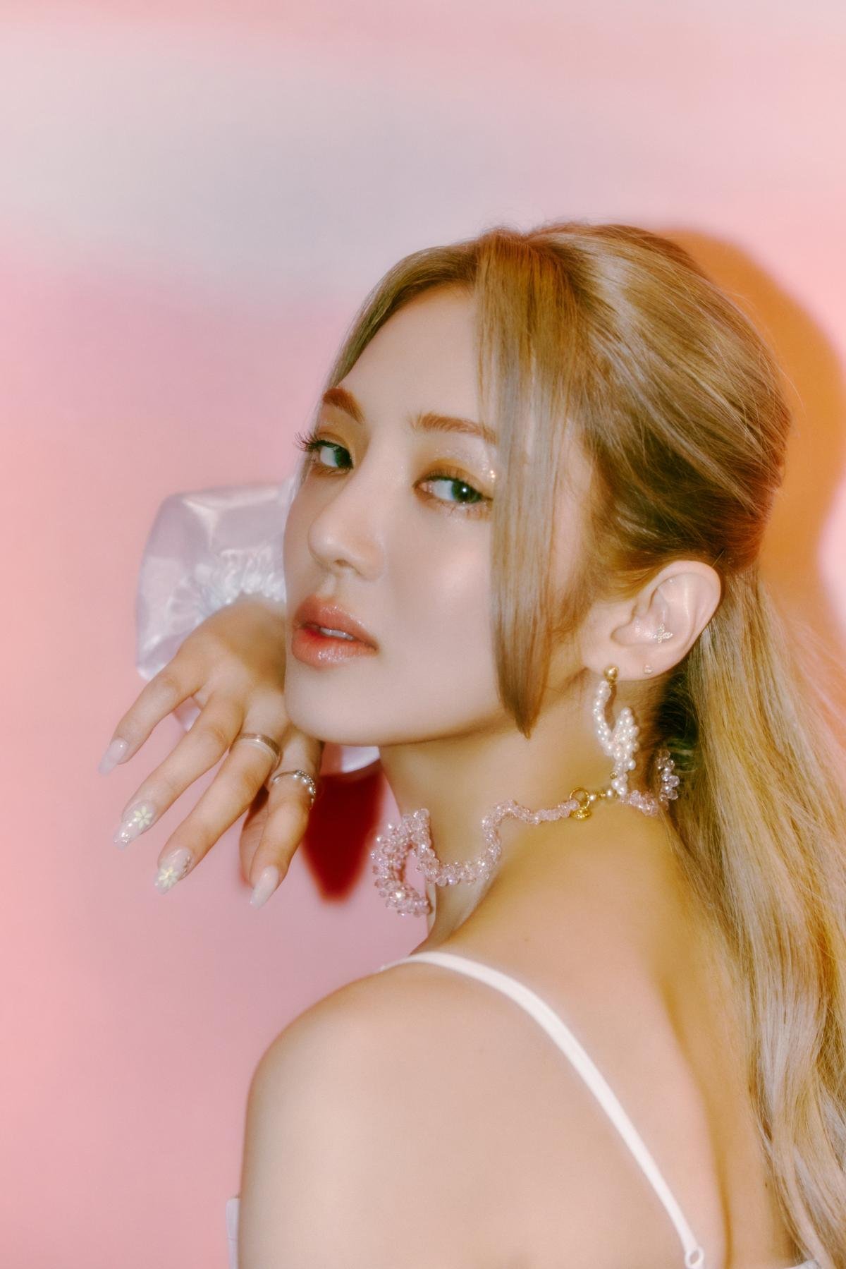 Pha lag cực mạnh đến từ vị trí SM: Hyoyeon (SNSD) bỗng trở thành thành viên thứ 6 của Red Velvet? Ảnh 2