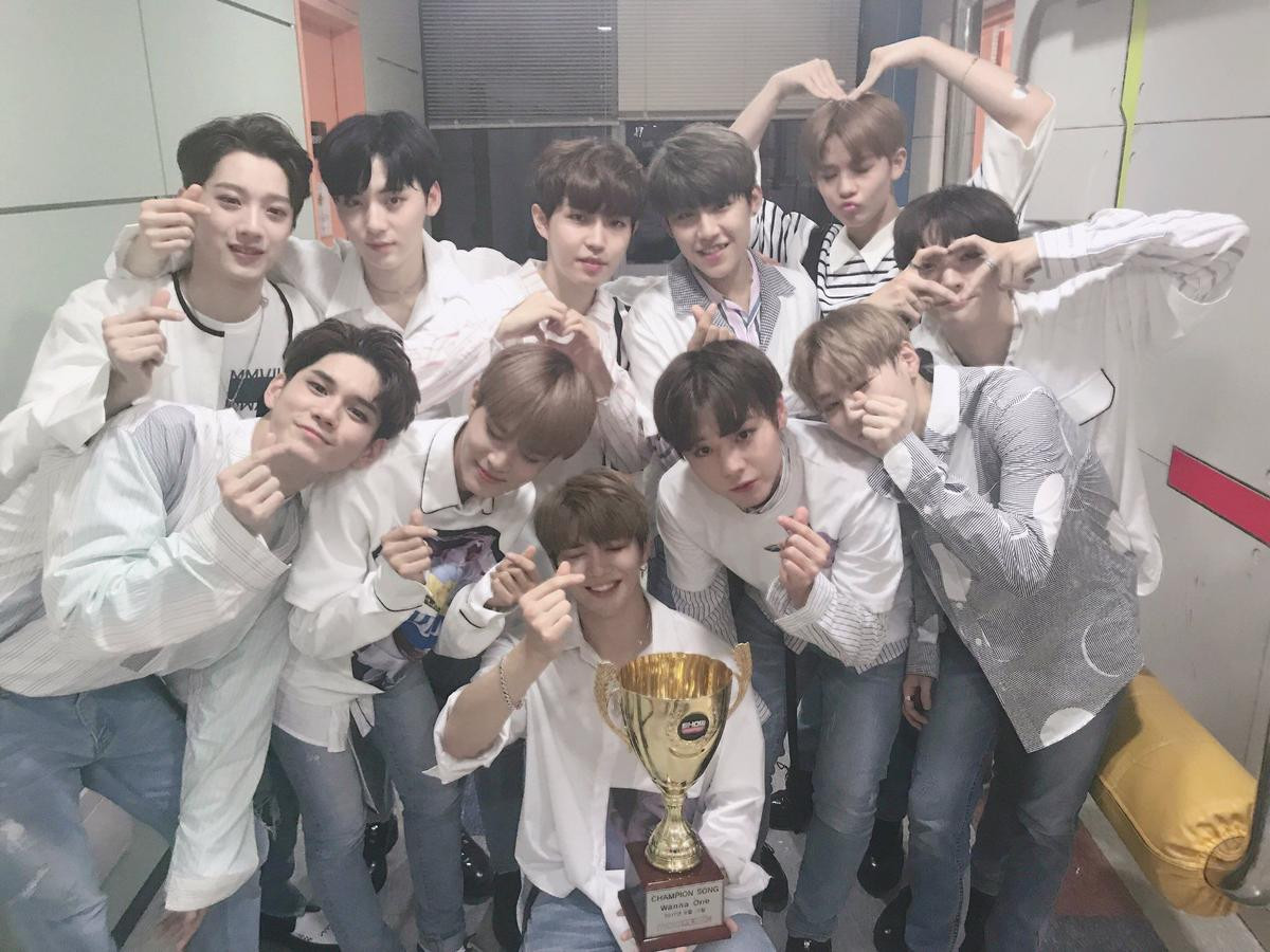 #FourYearsWithWannaOne: Những thành tích không thể nào quên của Wanna One trong gần 2 năm hoạt động Ảnh 6