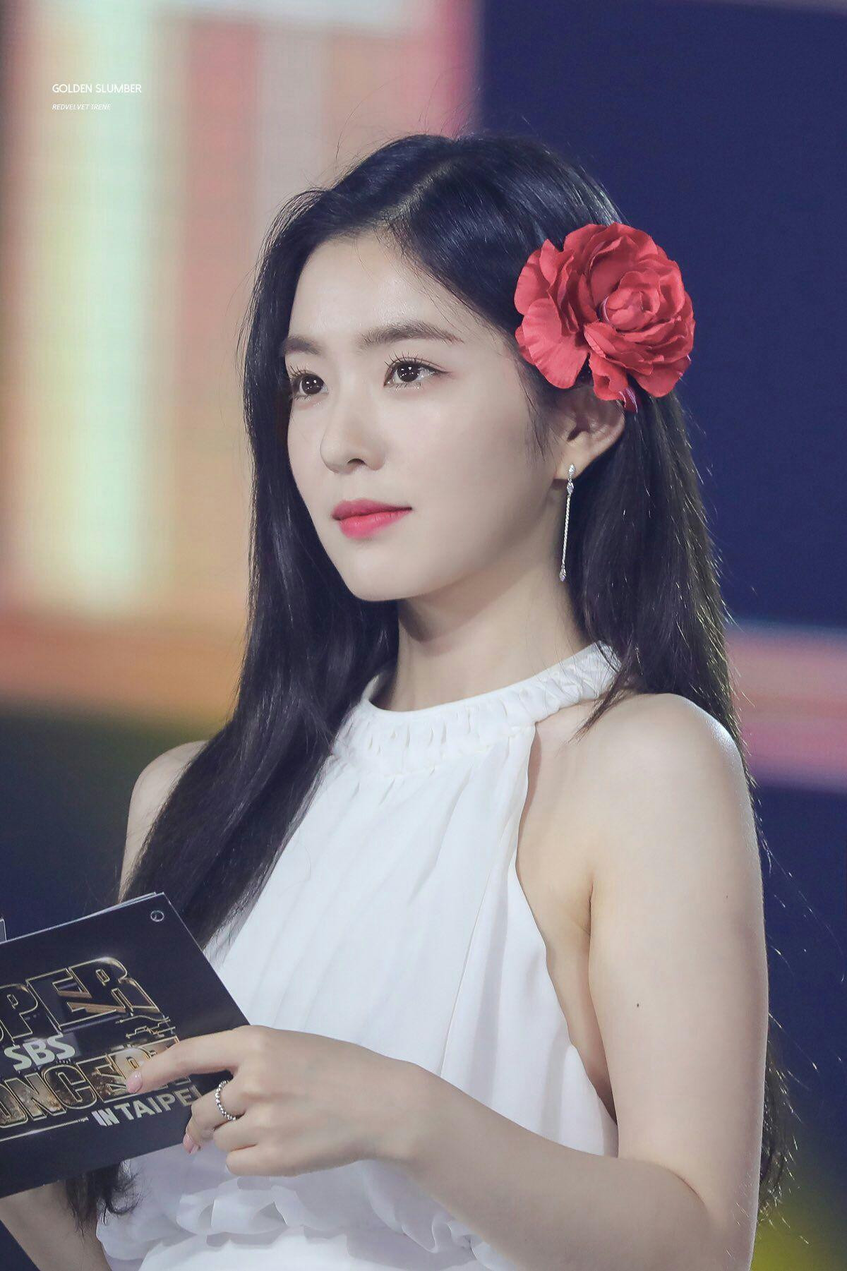 Dân mạng hết hồn vì Hyoyeon (SNSD) trông rất giống Irene (Red Velvet): Vẻ đẹp đặc trưng của SM đây sao? Ảnh 6