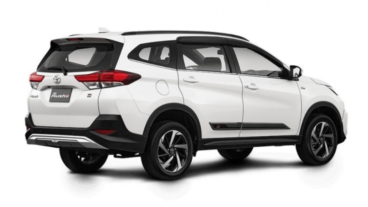 Lộ diện phiên bản thể thao GR Sport của Toyota Rush Ảnh 2