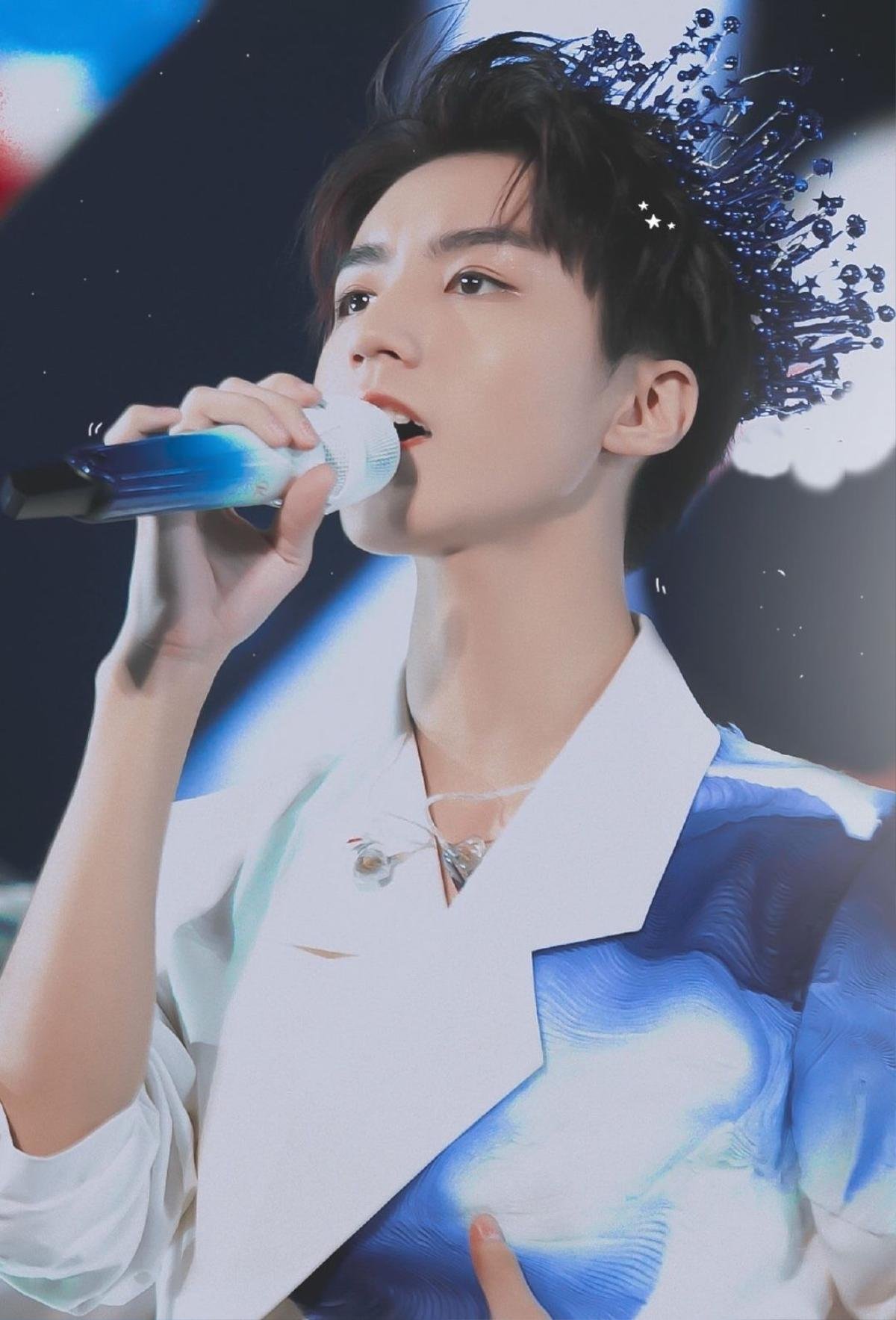 Hit của Sơn Tùng từng được thành viên TFBoys biến tấu thành bản Trung hát tại concert hoành tráng? Ảnh 8