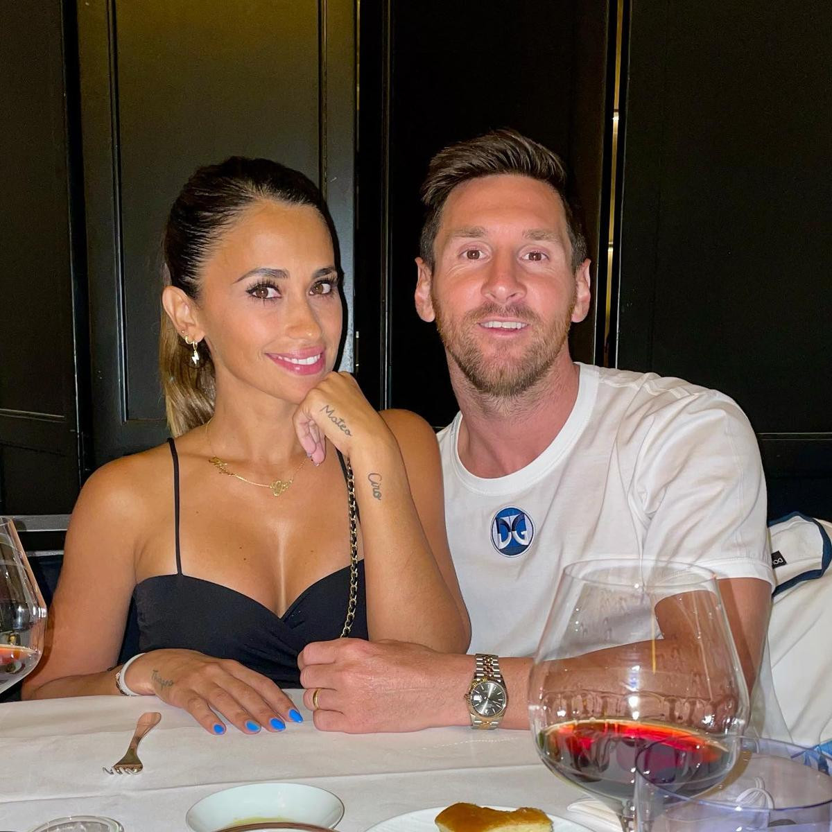 Messi hâm nóng tình cảm với nàng WAGs Antonella Ảnh 1