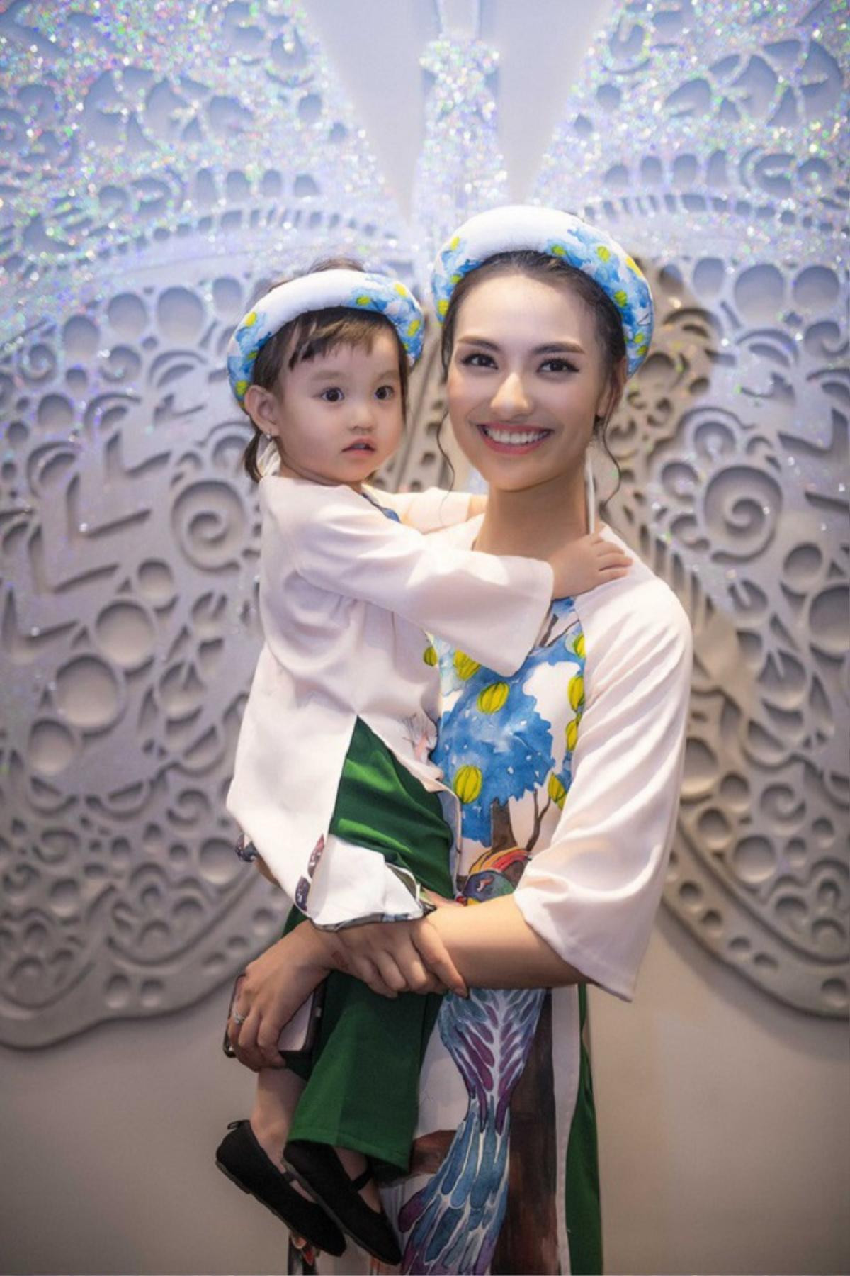 Những 'single mom' của showbiz Việt mạnh tay chi tiền khủng đầu tư chuyện học hành cho con Ảnh 1