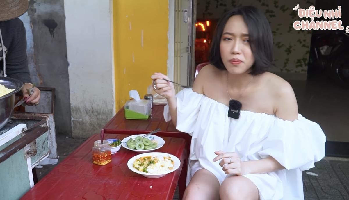 Trước tin đồn sinh con, Diệu Nhi bị fancam soi vác bụng bầu ăn sập cả Phan Thiết Ảnh 9