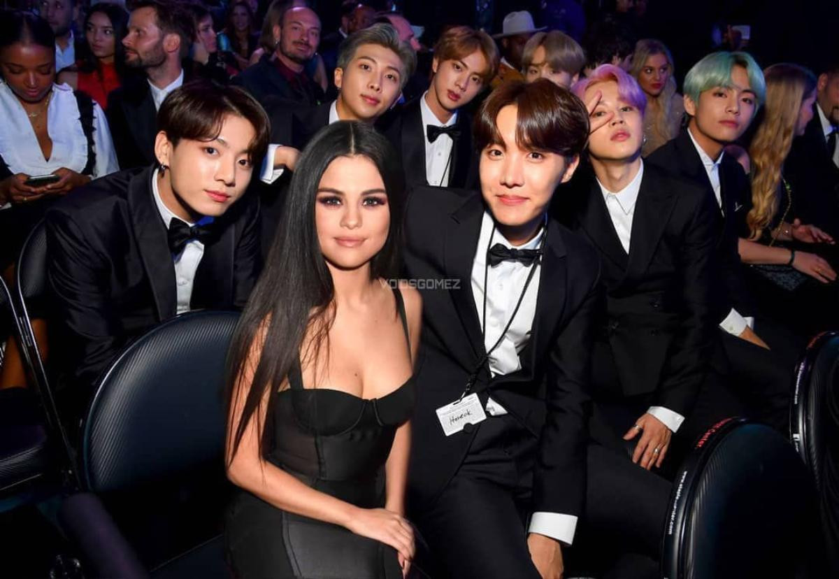 Selena Gomez bất ngờ bấm theo dõi BTS, sẽ là nhân vật collab mà thành viên Jin từng tung hint trước đó? Ảnh 6