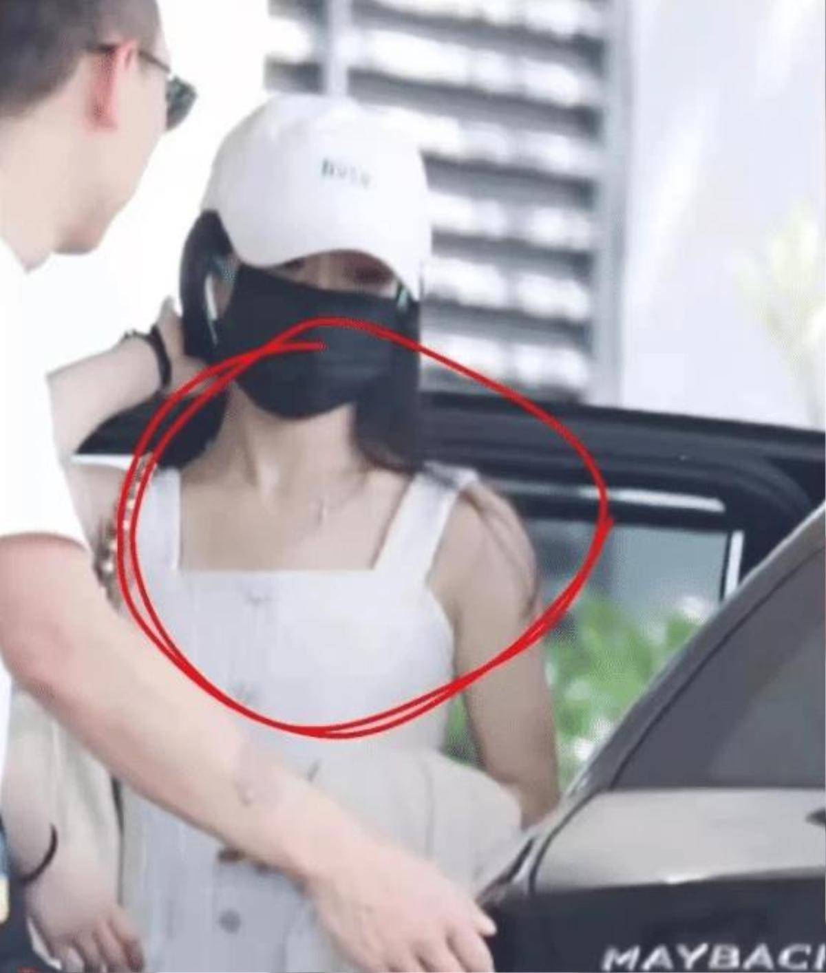 Bão drama giữa hai fandom còn chưa nguôi, netizen khui loạt hint hẹn hò của Nhất Bác và Lệ Dĩnh Ảnh 9