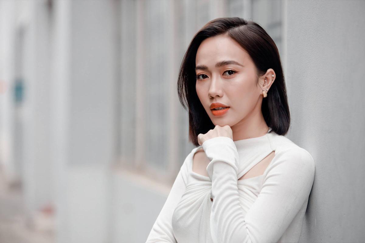 Trước 'Ten On Ten', Diệu Nhi từng quẩy nhiệt tình trước 'liveshow' cây nhà lá vườn của Đông Nhi thế này Ảnh 1