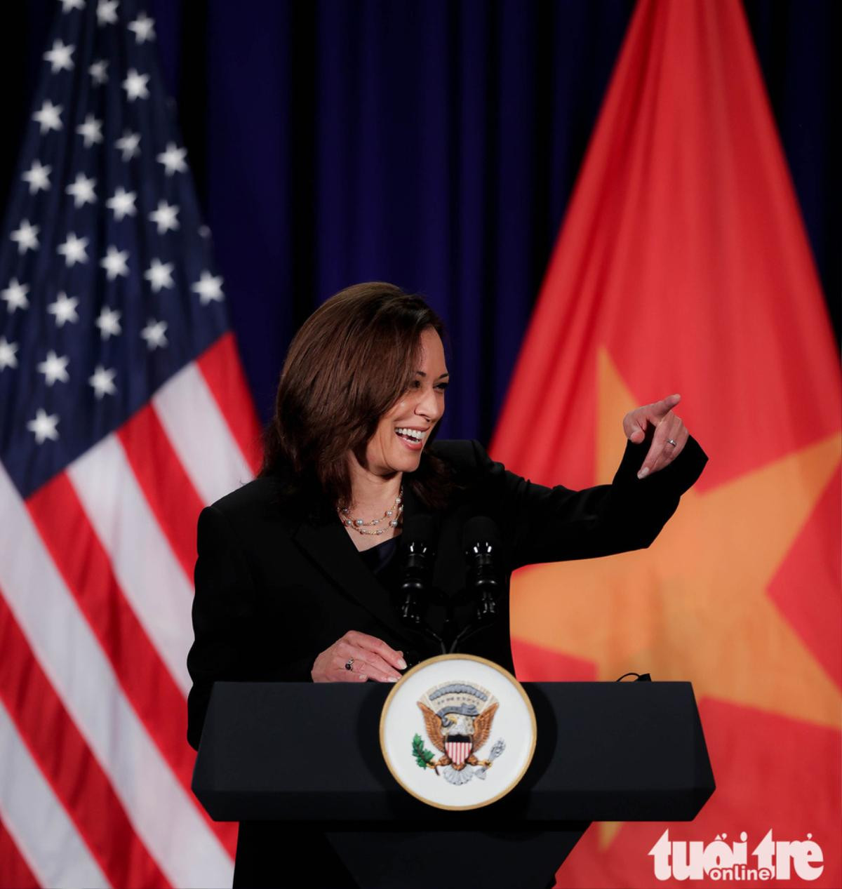 Những hình ảnh đáng nhớ của Phó tổng thống Mỹ Kamala Harris ở Việt Nam Ảnh 13