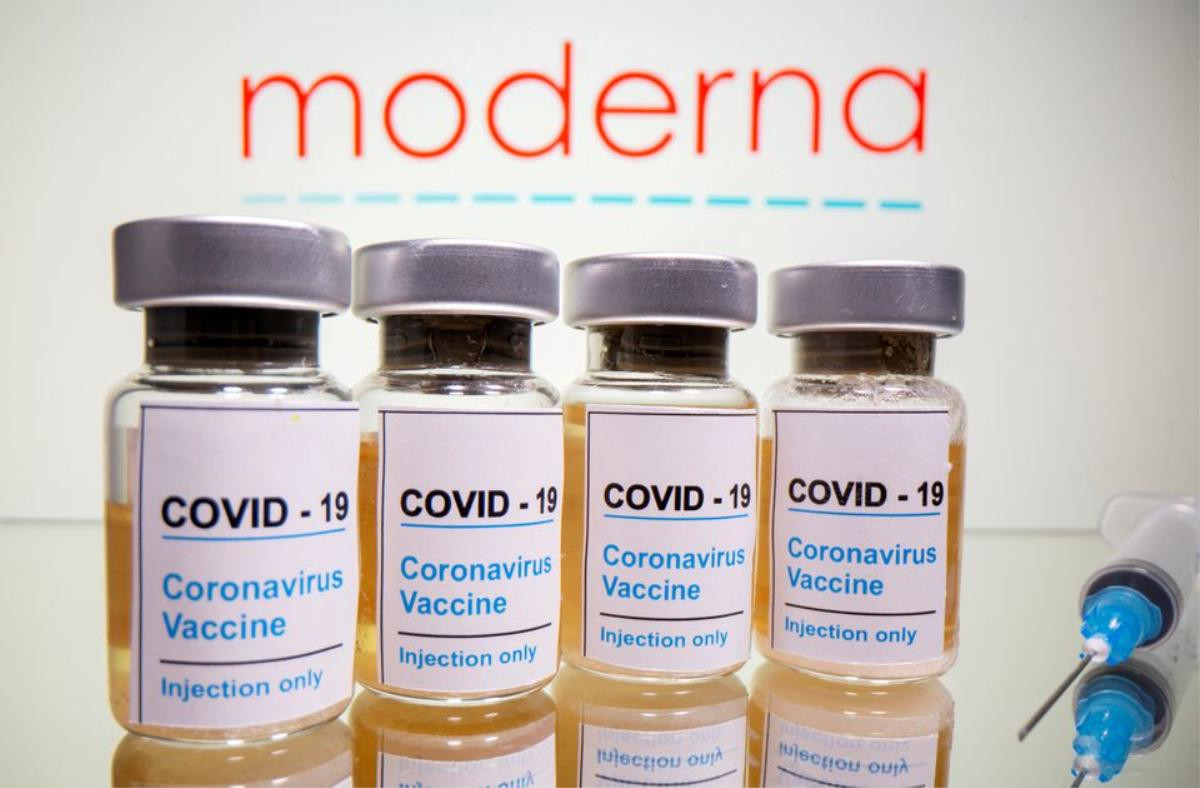 Hai người ở Nhật Bản tử vong sau khi tiêm Moderna từ lô chứa vaccine nhiễm chất lạ Ảnh 1