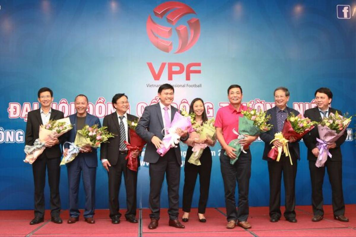 CLB Hải Phòng nợ thuế từ thời 'sếp cũ' VPF, không liên quan ông Hoàn 'pháo' Ảnh 2