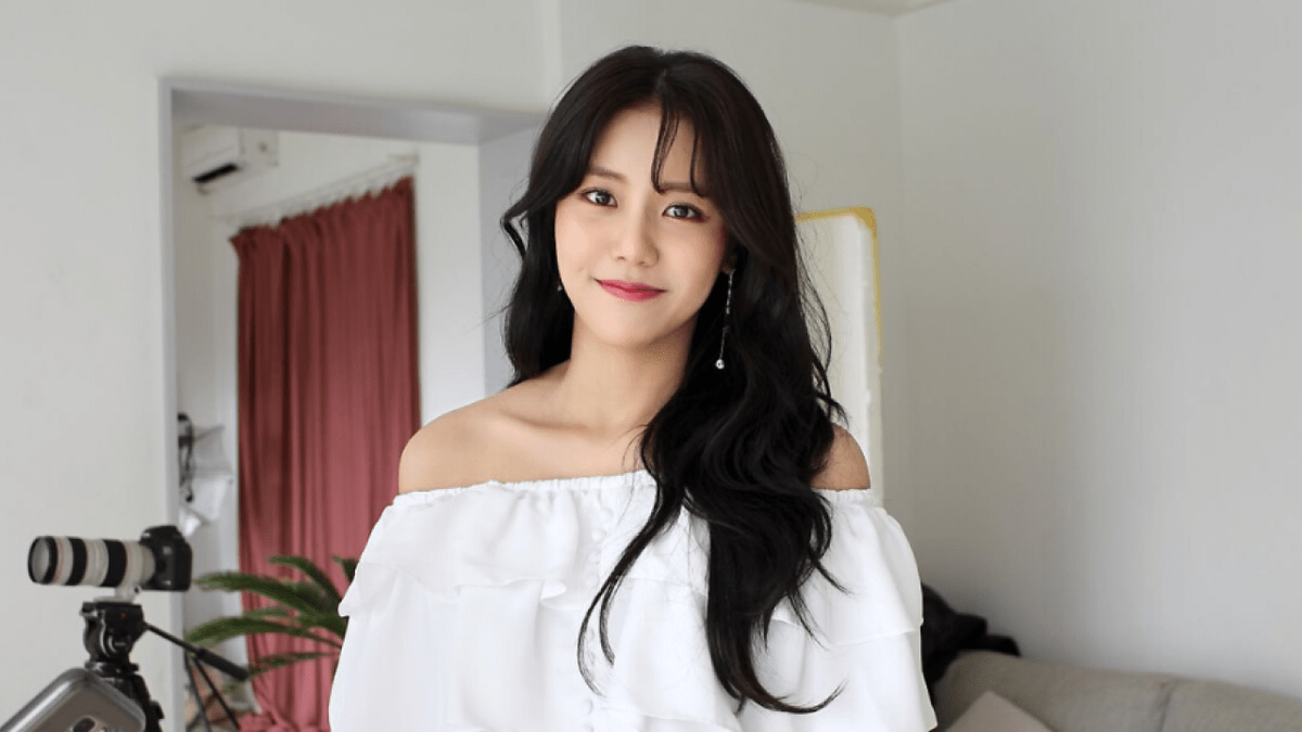 Đăng ảnh thân mật với một người đàn ông, Hyejeong (AOA) vướng tin đồn hẹn hò Ảnh 4