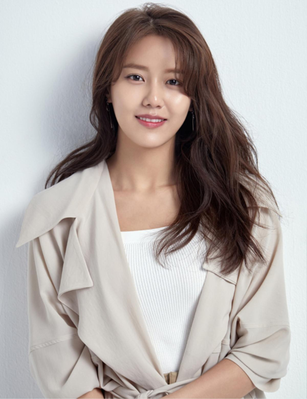 Đăng ảnh thân mật với một người đàn ông, Hyejeong (AOA) vướng tin đồn hẹn hò Ảnh 5