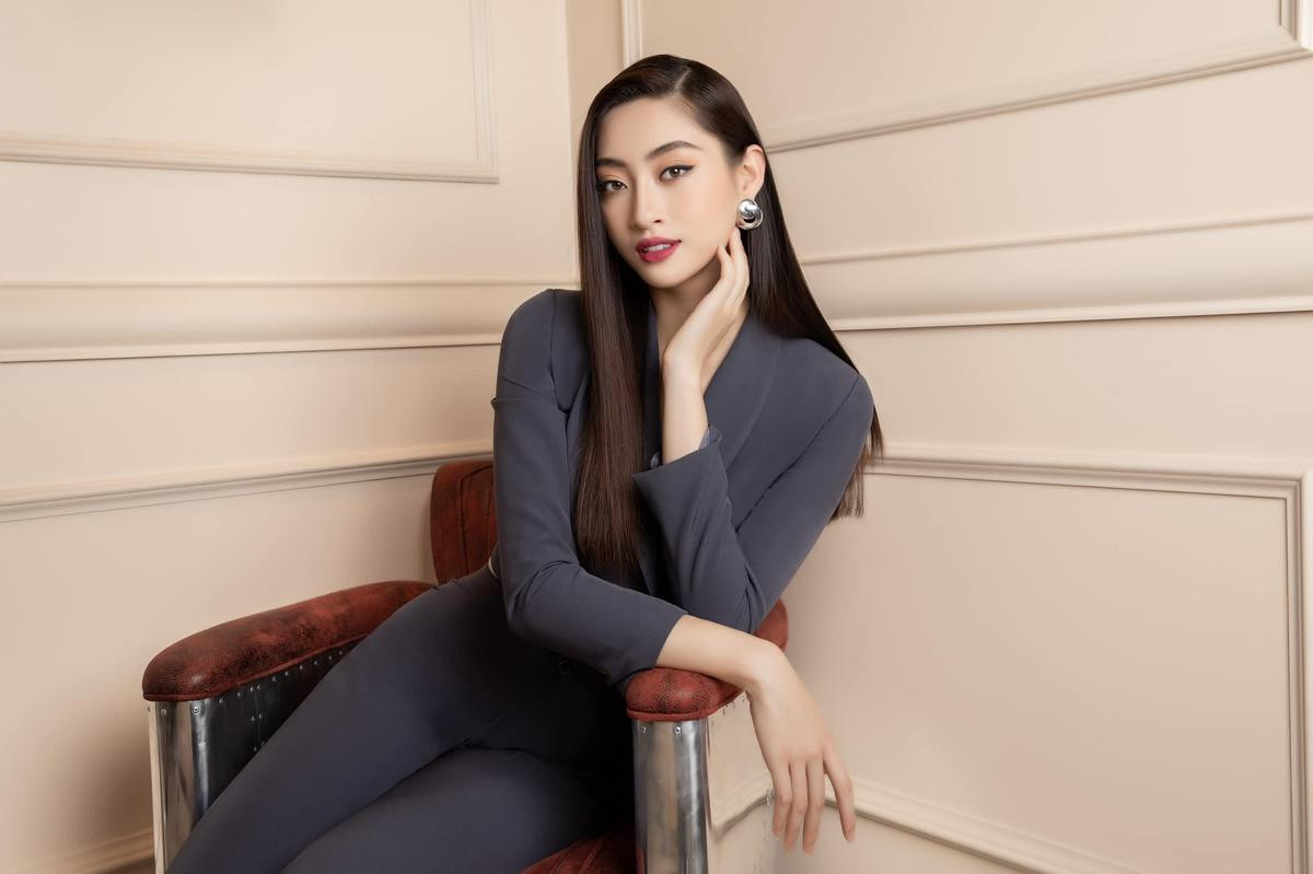 Lương Thùy Linh đột nhiên gỡ bỏ danh hiệu top 12 Miss World 2019 trên instagram Ảnh 4