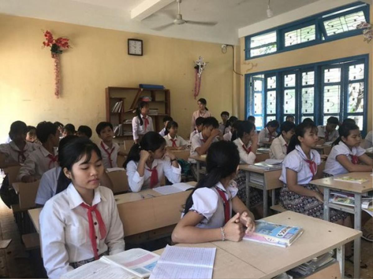 Sau 4 ngày khai giảng, thêm 1 tỉnh cho học sinh tạm dừng đến trường Ảnh 1