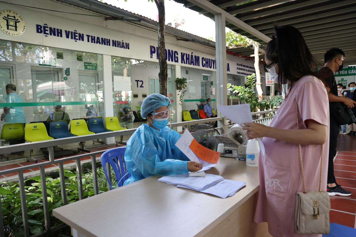 Hà Nội: Hơn 1.000 phụ nữ mang thai bắt đầu đi tiêm vaccine phòng Covid-19 Ảnh 5