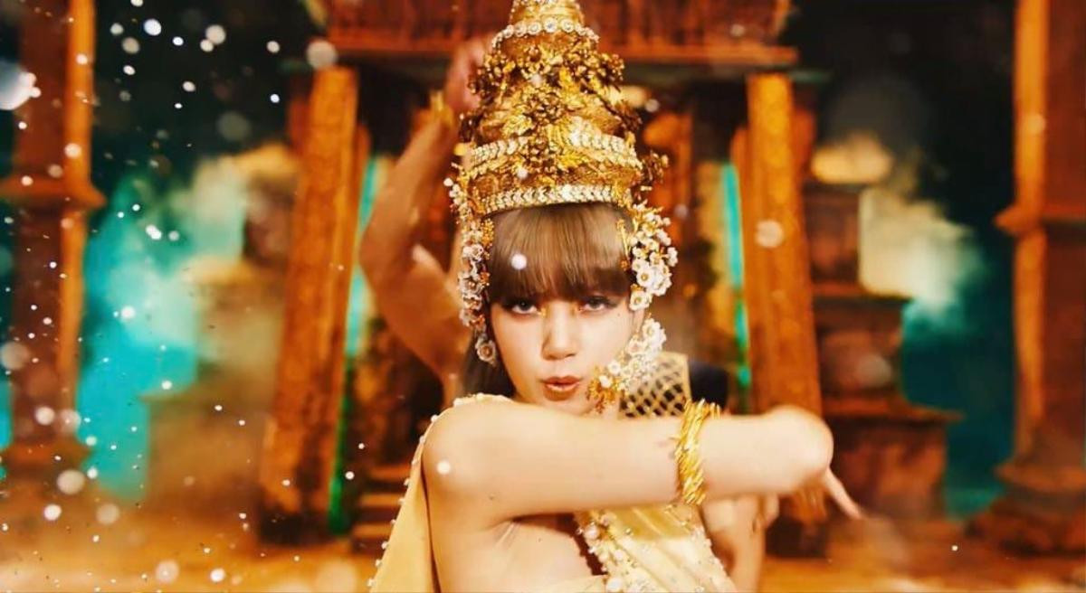 Miss Grand VietNam Thùy Tiên cosplay Lisa, fan ngây ngất vì quá đẹp Ảnh 8