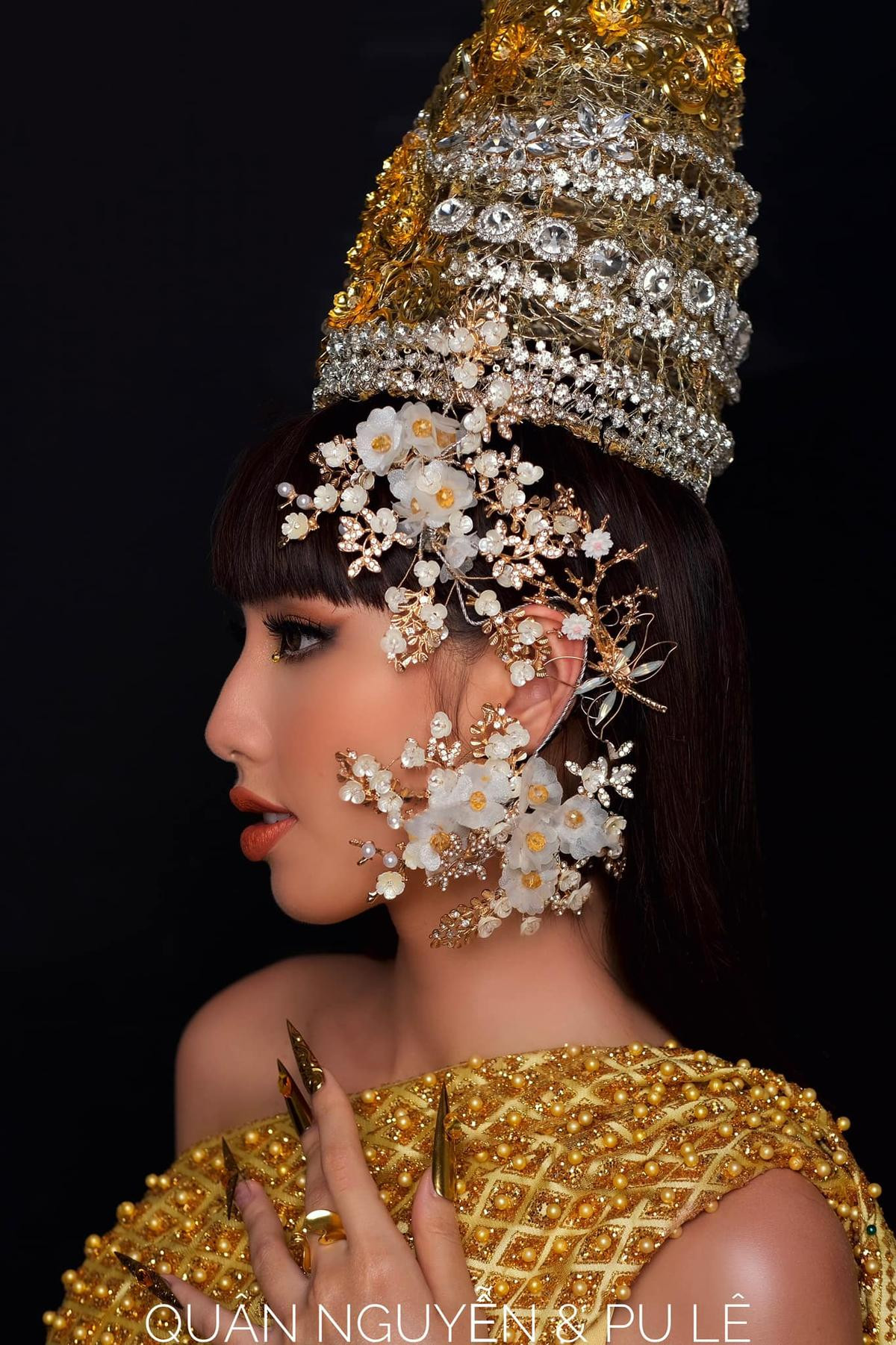 Miss Grand VietNam Thùy Tiên cosplay Lisa, fan ngây ngất vì quá đẹp Ảnh 2