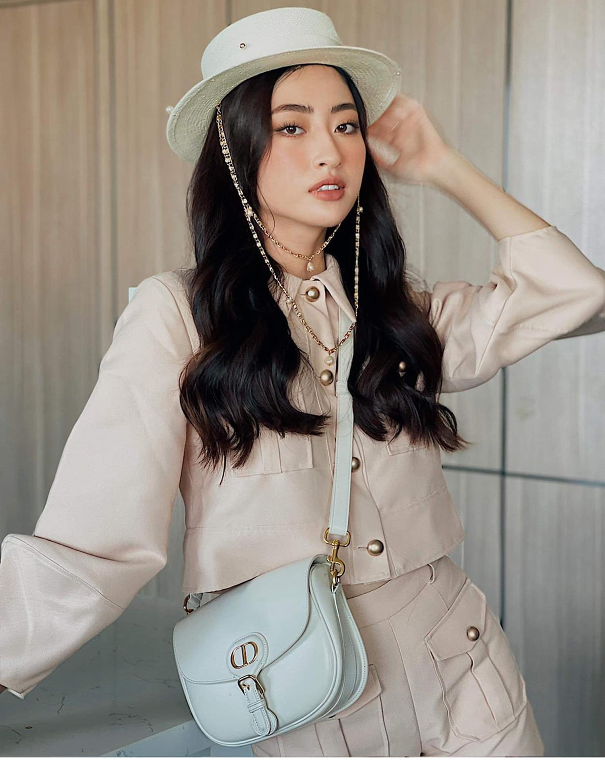 Lương Thùy Linh gây thương nhớ với tạo hình high fashion đẹp nức nở Ảnh 4