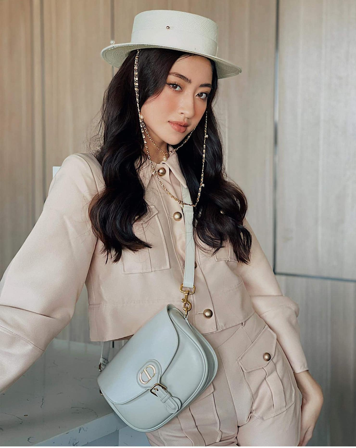 Lương Thùy Linh gây thương nhớ với tạo hình high fashion đẹp nức nở Ảnh 3