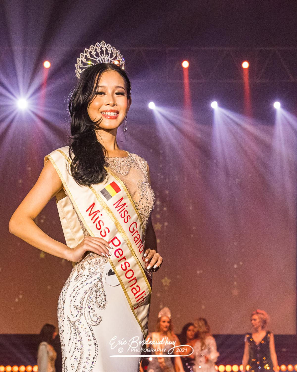 Cô gái 'nấm lùn' cao 1m66 đại diện Bỉ tham dự Miss Grand: Không có gì nổi bật so với Thùy Tiên Ảnh 1