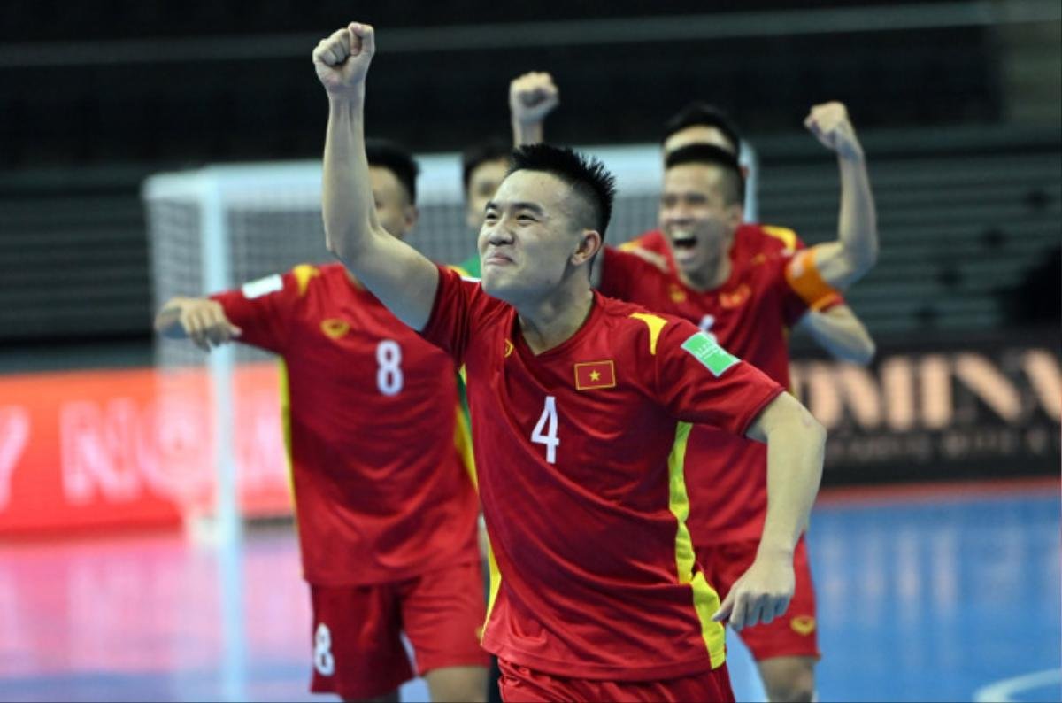 HLV Nga khen tuyển futsal Việt Nam hết lời Ảnh 1