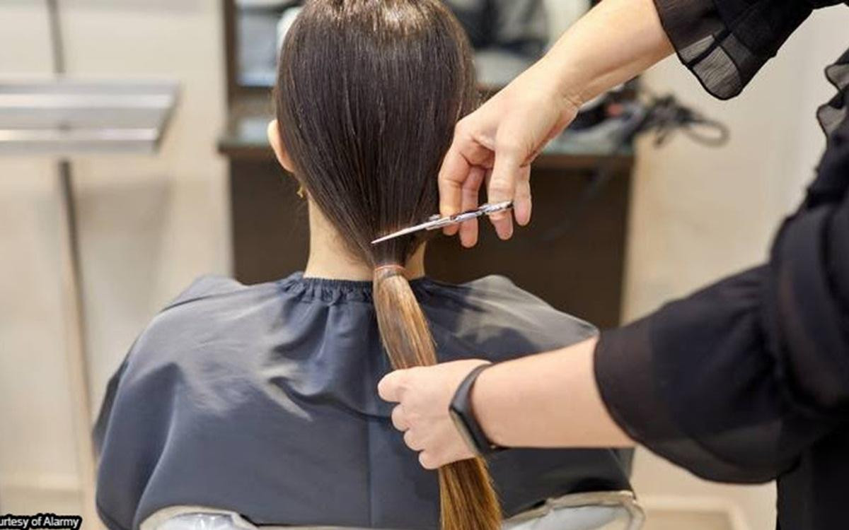 'Xuống tóc' quá tay làm khách sang chấn tâm lý, salon làm đẹp phải bồi thường số tiền 'khủng' Ảnh 1