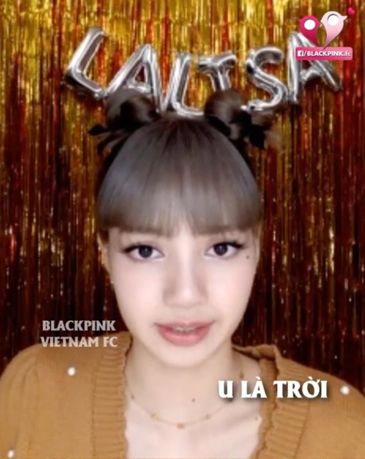 Lisa (BLACKPINK) bất ngờ nói 'U là trời' cực tròn vành rõ chữ, nữ idol 'cưng fan' nhất là đây! Ảnh 2