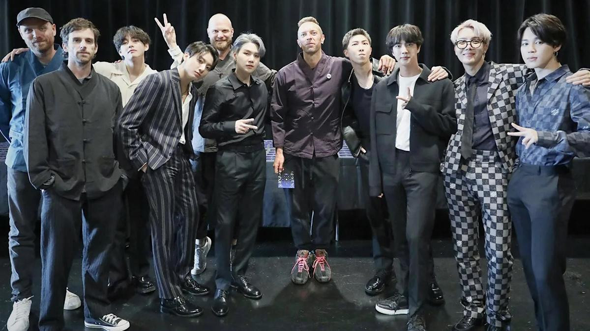 Những lần 'thả hint' cực chất giữa BTS và Coldplay trước 'cú bắt tay lịch sử' khiến netizen nức lòng Ảnh 9