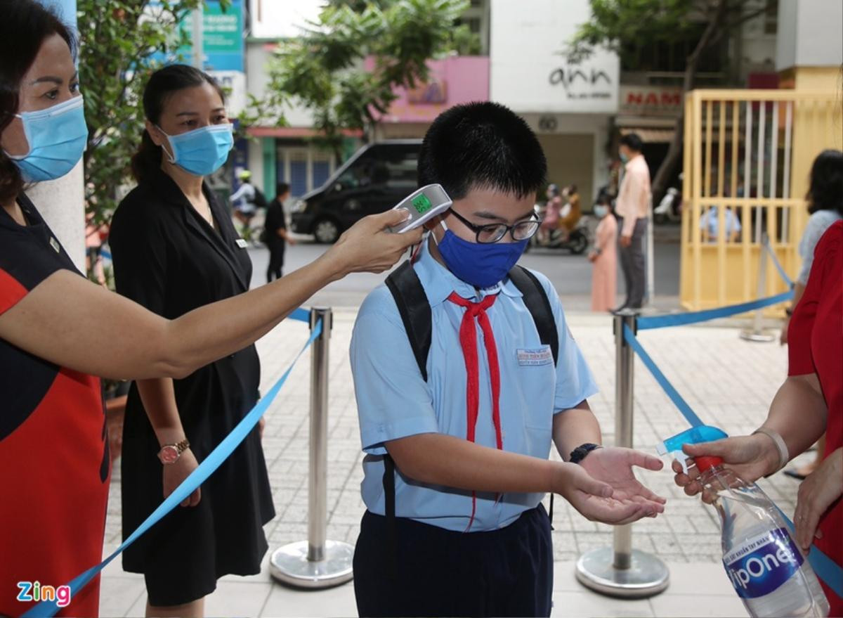 Hơn 70% giáo viên TP.HCM đã tiêm 2 mũi vaccine Ảnh 1