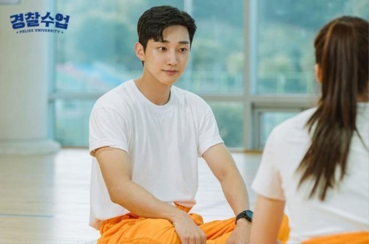 Phim của Kim Yoo Jung rating giảm - Cha Eun Woo trừ quỷ cùng Kim Nam Gil và Lee Da Hee trong 'Island' Ảnh 1